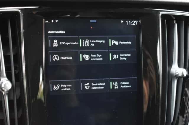 Volvo V60 (2020) thumbnail 36