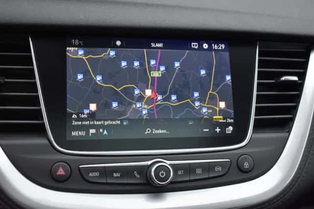 Opel Grandland X (2018) thumbnail 32