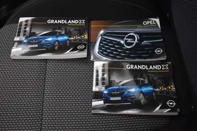 Opel Grandland X (2018) thumbnail 35