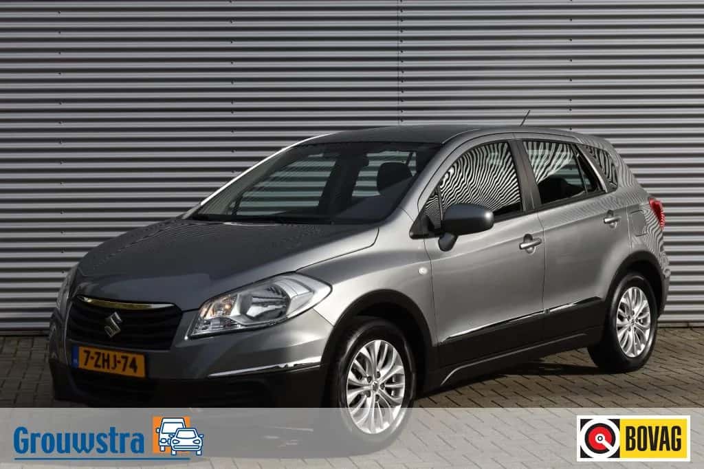 Suzuki SX4 S-Cross (2015) — foto 1