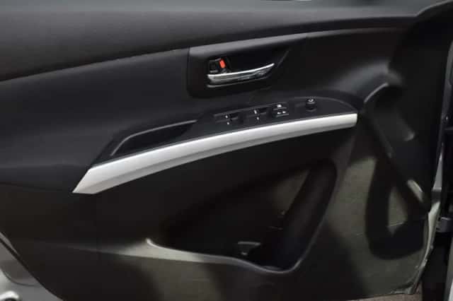 Suzuki SX4 S-Cross (2015) thumbnail 11