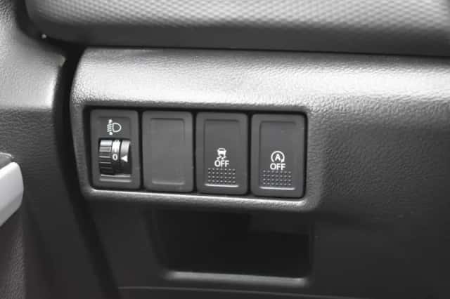 Suzuki SX4 S-Cross (2015) thumbnail 13