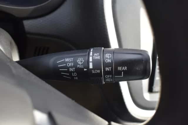 Suzuki SX4 S-Cross (2015) thumbnail 25