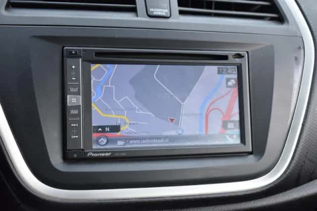Suzuki SX4 S-Cross (2015) thumbnail 31