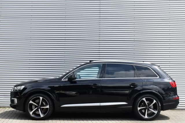 Audi Q7 (2016) thumbnail 2