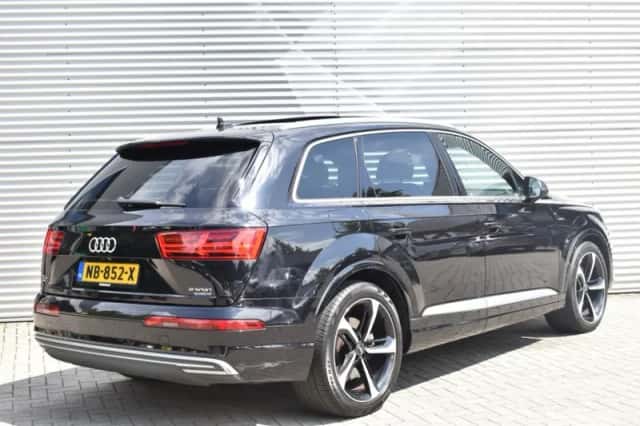 Audi Q7 (2016) thumbnail 3