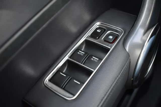 Honda CR-V (2008) thumbnail 15