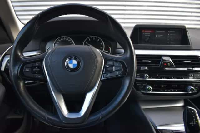 BMW 5-Serie (2017) thumbnail 19
