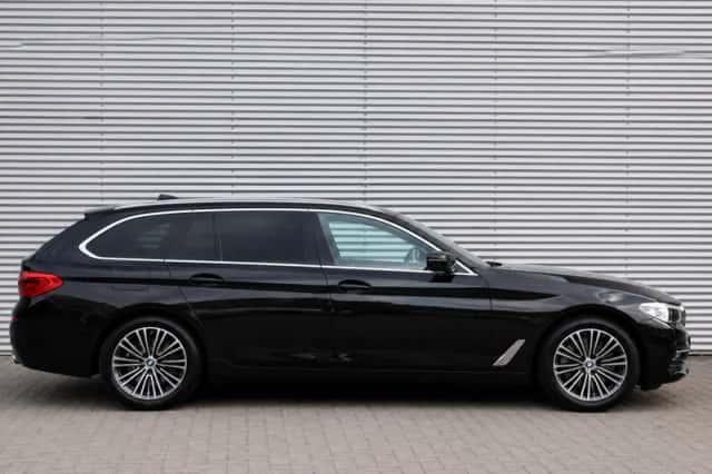 BMW 5-Serie (2017) thumbnail 6