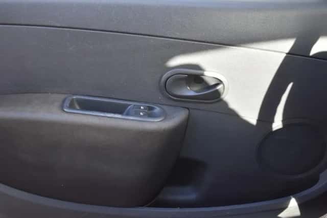 Renault Clio (2008) thumbnail 12