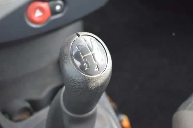 Renault Clio (2008) thumbnail 20