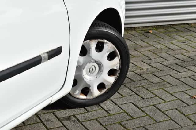 Renault Clio (2008) thumbnail 6