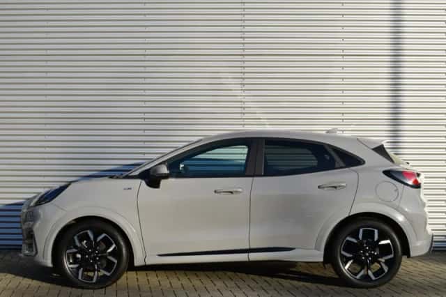Ford Puma (2023) thumbnail 2