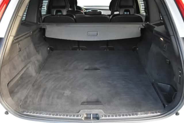 Volvo XC90 (2016) thumbnail 11