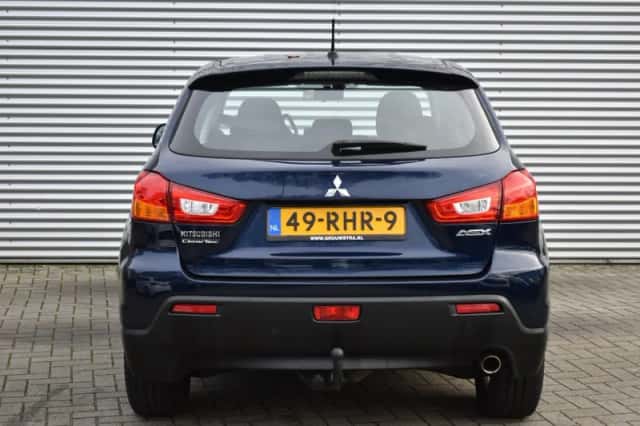 Mitsubishi ASX (2011) thumbnail 10
