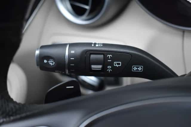 Mercedes-Benz C-Klasse (2015) thumbnail 23