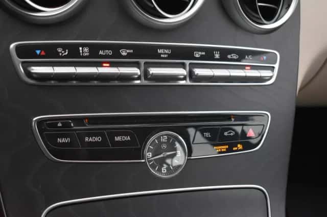 Mercedes-Benz C-Klasse (2015) thumbnail 35