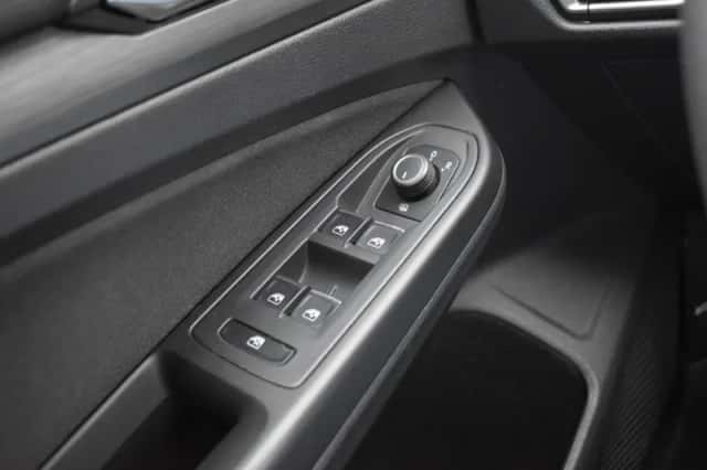 Volkswagen Golf (2020) thumbnail 12
