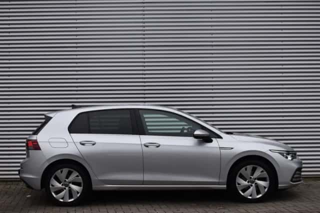 Volkswagen Golf (2020) thumbnail 4