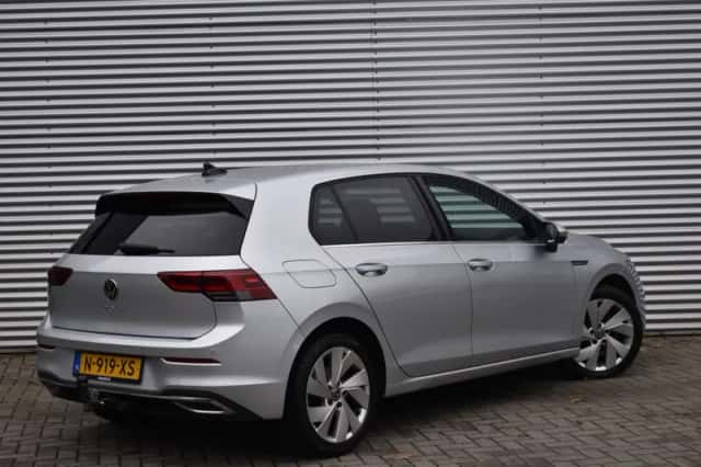 Volkswagen Golf (2020) thumbnail 5