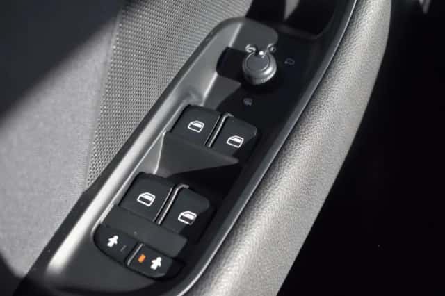 Audi A3 (2013) thumbnail 14