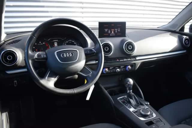 Audi A3 (2013) thumbnail 18