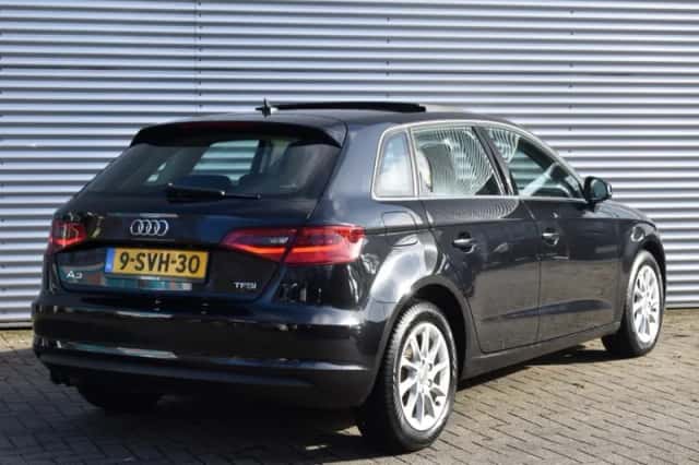 Audi A3 (2013) thumbnail 3