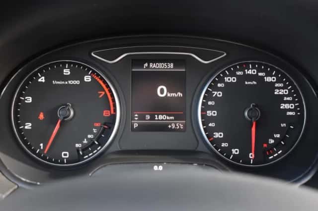 Audi A3 (2013) thumbnail 22