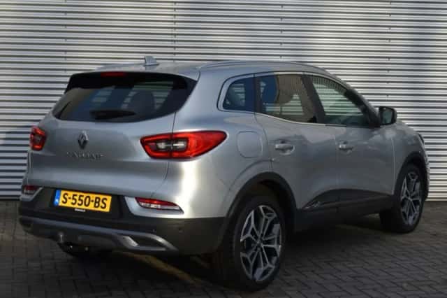 Renault Kadjar (2021) thumbnail 3
