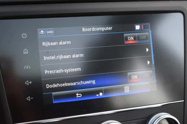 Renault Kadjar (2021) thumbnail 46