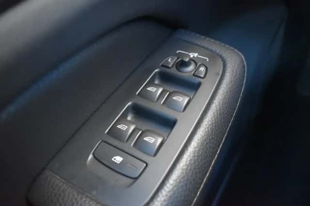 Volvo V60 (2021) thumbnail 16