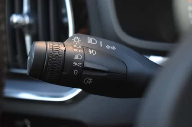 Volvo V60 (2021) thumbnail 21