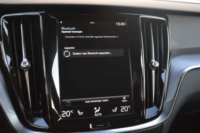 Volvo V60 (2021) thumbnail 35