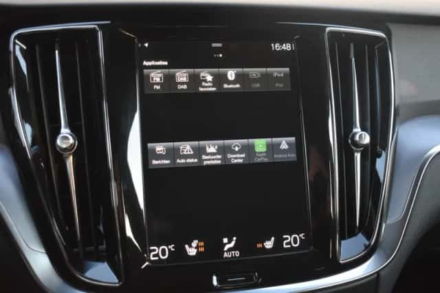 Volvo V60 (2021) thumbnail 37