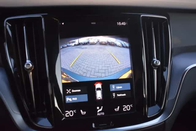 Volvo V60 (2021) thumbnail 38