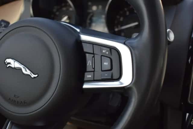 Jaguar F-Pace (2019) thumbnail 24