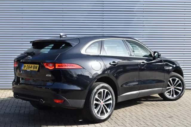 Jaguar F-Pace (2019) thumbnail 5