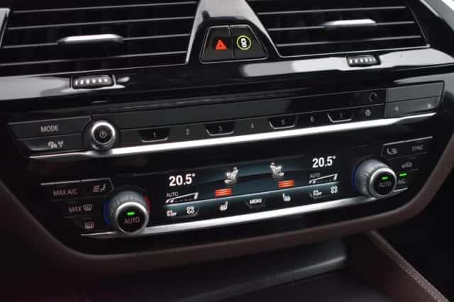 BMW 5-Serie (2023) thumbnail 43