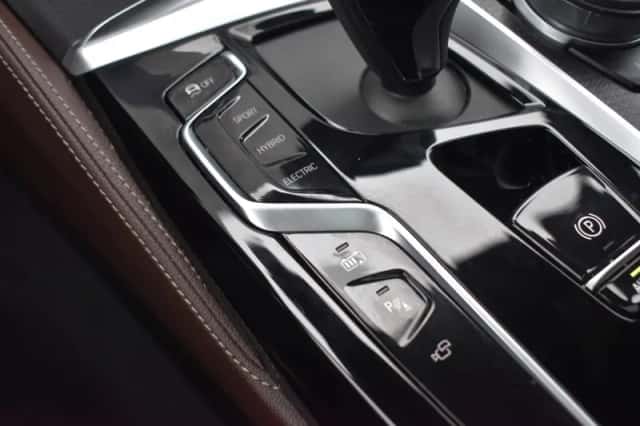 BMW 5-Serie (2023) thumbnail 48