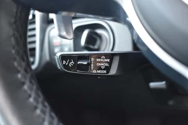 Porsche Cayenne (2021) thumbnail 28