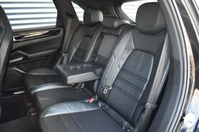 Porsche Cayenne (2021) thumbnail 48