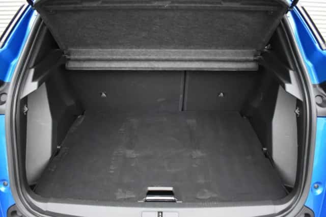 Peugeot 2008 (2022) thumbnail 11