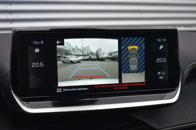Peugeot 2008 (2022) thumbnail 33
