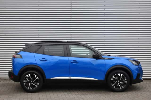 Peugeot 2008 (2022) thumbnail 6