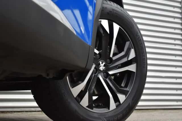 Peugeot 2008 (2022) thumbnail 8