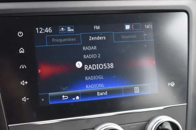 Renault Kadjar (2020) thumbnail 31