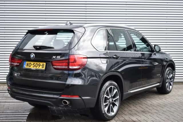 BMW X5 (2017) thumbnail 3