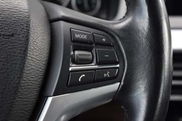 BMW X5 (2017) thumbnail 23