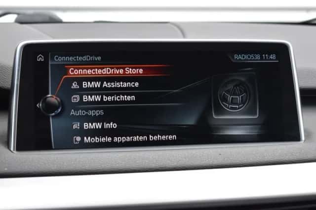 BMW X5 (2017) thumbnail 35