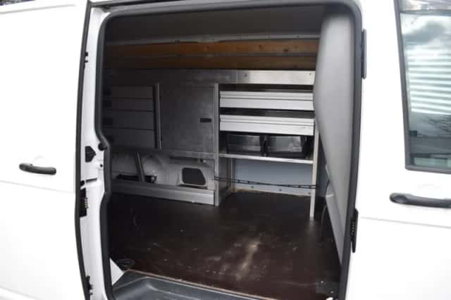 Volkswagen Transporter (2022) thumbnail 7